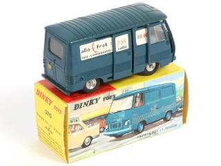 Lot 465 - DINKY TOYS (FRANCE) (1)