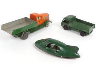 Lot 127 - DIVERS (3)