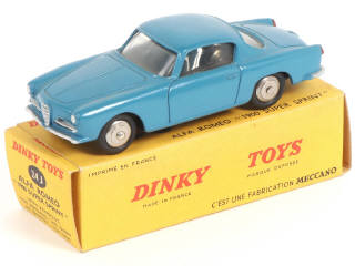 Lot 397 - DINKY TOYS (FRANCE) (1)