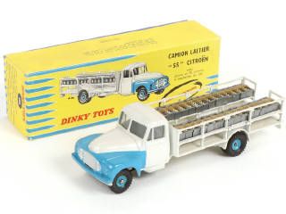 Lot 474 - DINKY TOYS (FRANCE) (1)