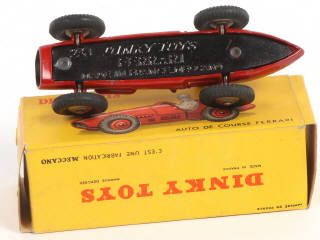 Lot 381 - DINKY TOYS (FRANCE) (1)