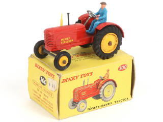 Lot 302 - DINKY TOYS (GB) (1)
