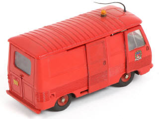 Lot 451 - DINKY TOYS (FRANCE) (1)