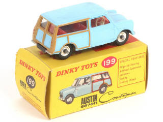 Lot 273 - DINKY TOYS (GB) (1)