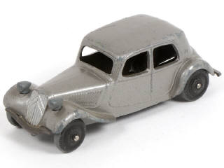 Lot 373 - DINKY TOYS (FRANCE) (1)