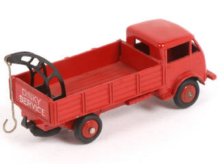 Lot 449 - DINKY TOYS (FRANCE) (1)