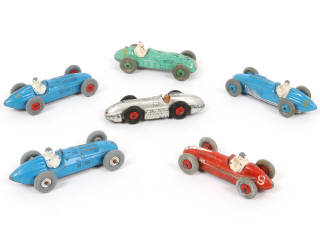 Lot 304 - DINKY TOYS (GB) (6)