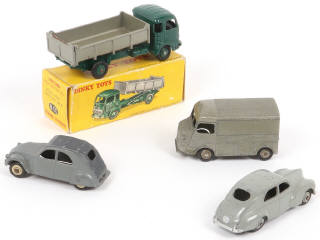Lot 331 - DINKY TOYS (FRANCE) (4)