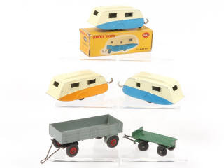 Lot 303 - DINKY TOYS (GB) (5)