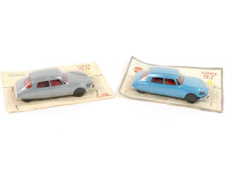 Lot 211 - INJECTAPLASTIC (FRANCE) (1)