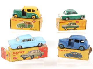 Lot 302 - DINKY TOYS (GB) (4)