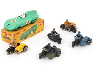 Lot 267 - DINKY TOYS (GB) (6)