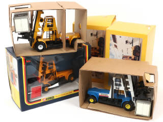 Lot 169 - CORGI TOYS (GB) (2)