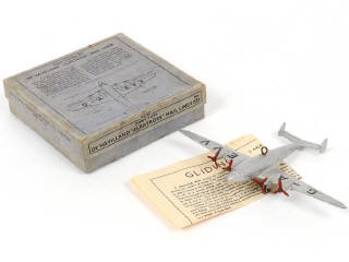 Lot 244 - DINKY TOYS (GB) (1)