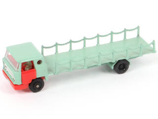 Lot 132 - MAJORETTE (FRANCE) (1)