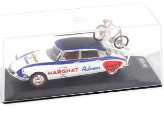 Lot 152 - DIVERS (1)