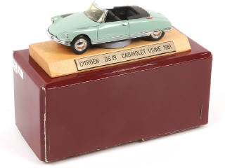 Lot 147 - DIVERS (FINLANDE) (1)