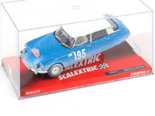 Lot 93 - SCALEXTRIC (GB) (1)