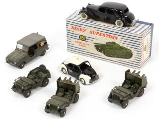 Lot 68 - DIVERS (7)