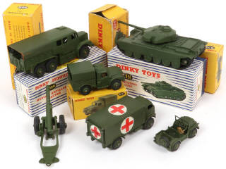 Lot 278 - DINKY TOYS (GB) (6)