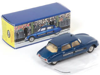 Lot 224 - CLUB DINKY FRANCE (1)