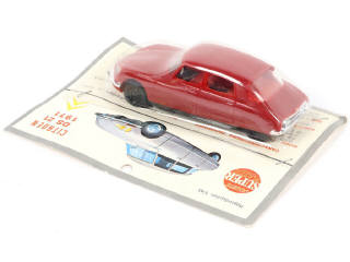 Lot 232 - INJECTAPLASTIC (FRANCE) (1)