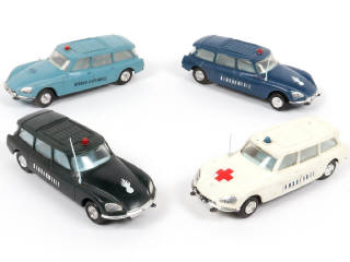 Lot 69 - INJECTAPLASTIC (FRANCE) (4)