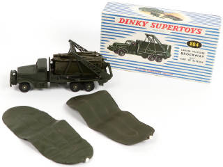 Lot 351 - DINKY TOYS (FRANCE) (1)
