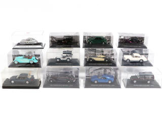 Lot 56 - DIVERS (12)