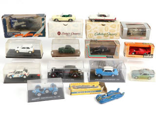 Lot 57 - DIVERS (14)