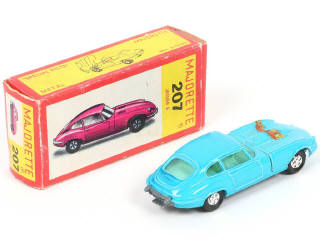 Lot 140 - MAJORETTE (FRANCE) (1)