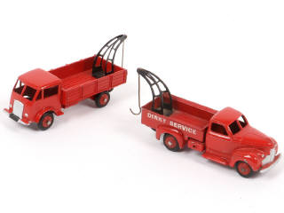 Lot 284 - DINKY TOYS (FRANCE) (2)
