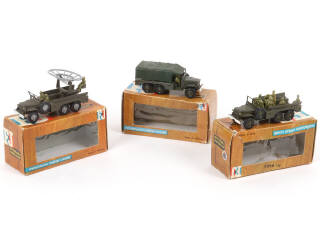 Lot 176 - FRANCE JOUETS (FRANCE) (3)