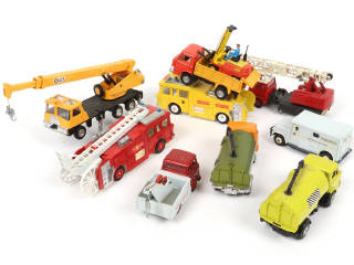 Lot 271 - DINKY TOYS (GB) (10)