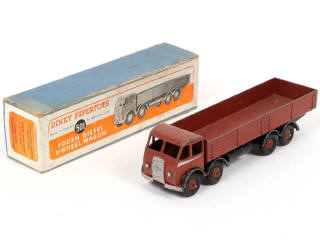 Lot 238 - DINKY TOYS (GB) (1)