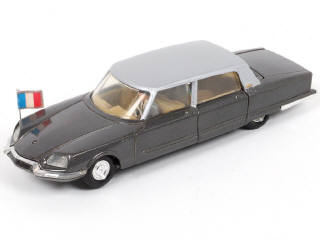 Lot 287 - DINKY TOYS (FRANCE) (1)