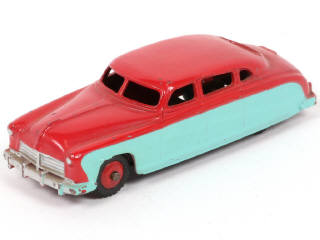 Lot 223 - DINKY TOYS (GB) (1)