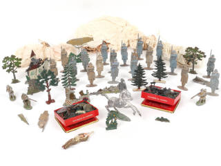 Lot 4 - DIVERS (30)