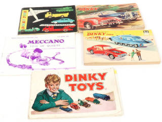 Lot 219 - DINKY TOYS (GB) (5)