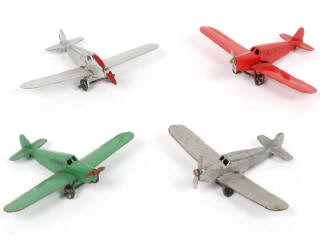 Lot 283 - DINKY TOYS (GB) (4)