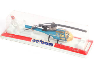 Lot 261 - MAJORETTE (FRANCE) (4)