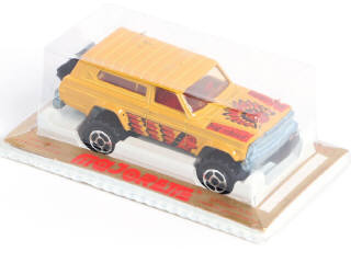 Lot 265 - MAJORETTE (FRANCE) (4)