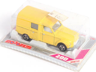 Lot 239 - MAJORETTE (FRANCE) (3)