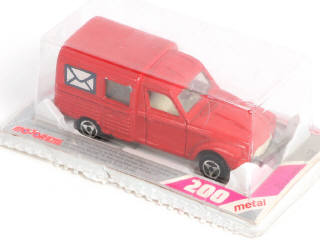 Lot 239 - MAJORETTE (FRANCE) (3)