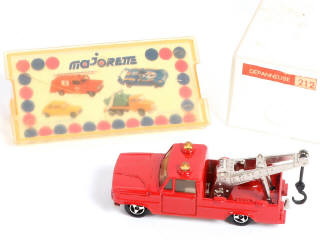 Lot 238 - MAJORETTE (FRANCE) (3)