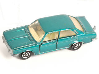 Lot 240 - MAJORETTE (FRANCE) (4)