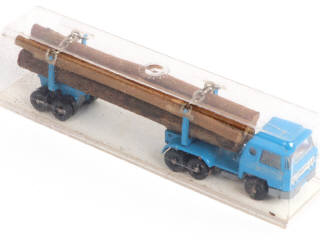 Lot 237 - MAJORETTE (FRANCE) (2)