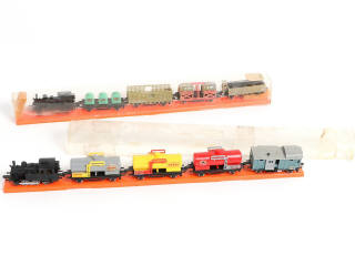 Lot 230 - MAJORETTE (FRANCE) (2)