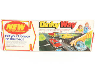 Lot 345 - DINKY TOYS (GB) (1)