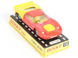 Lot 324 - DINKY TOYS (GB) (1)